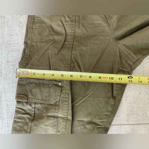 River Island Green Cargo Pants with gold snaps and zippers - Picture 13 of 14